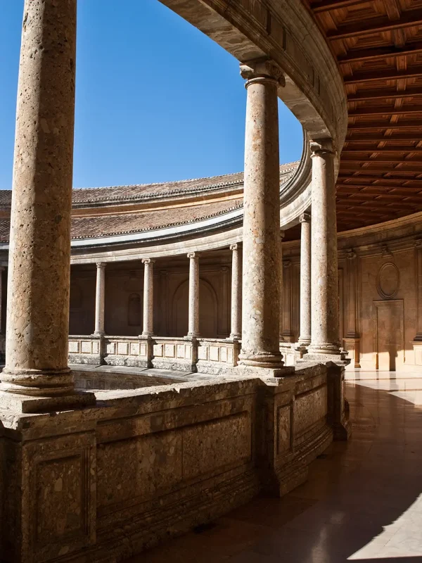 Conoce Andalucía y Granada Good Game Corral del Carbon alojamiento vacacional en el centro de Granada